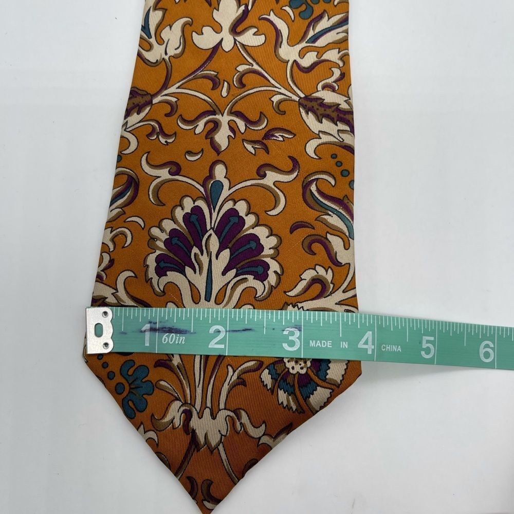Wembley Vintage Tie - Picture 4 of 5